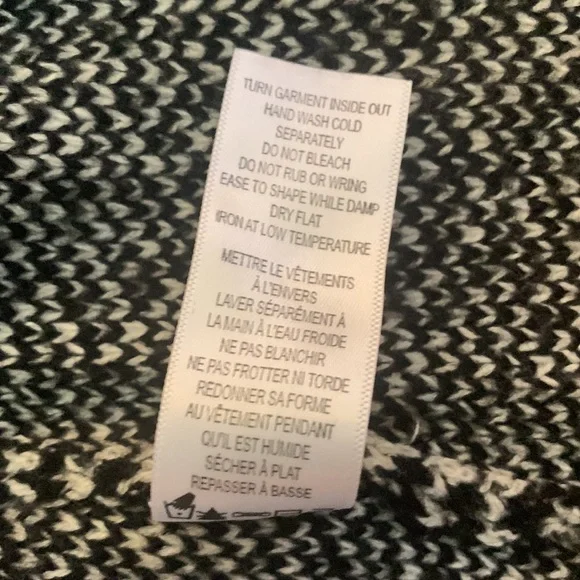 *Host Pick* Ricki’s Women’s Cardigan/Jacket - Picture 6 of 6